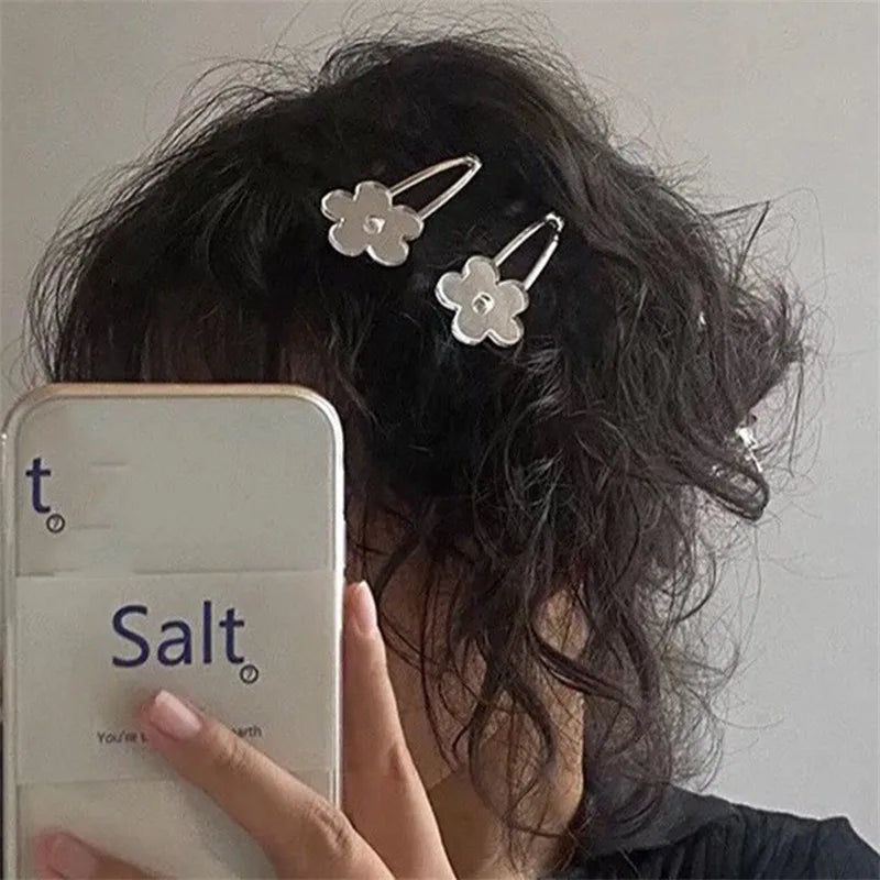 2-Piece Ins Minimalist Flower Girl Hairpin