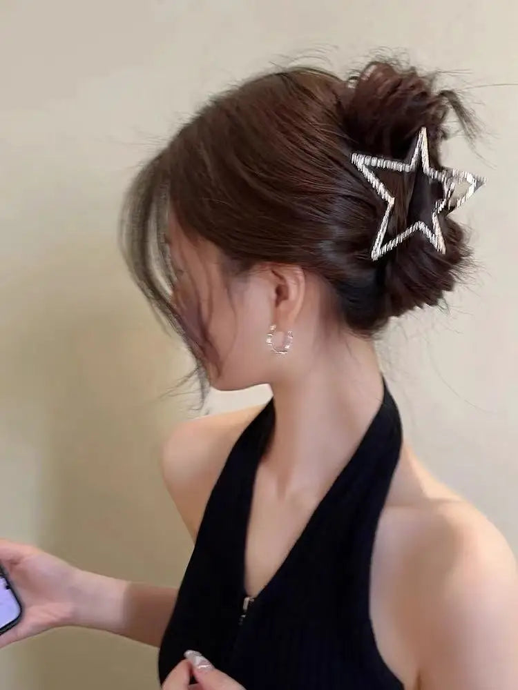 Korean Minimalist Spicy Girl Hair Accessory - Five-Pointed Star Grab Clip Half-Tie Design for Women Fashionable Hair Accessories