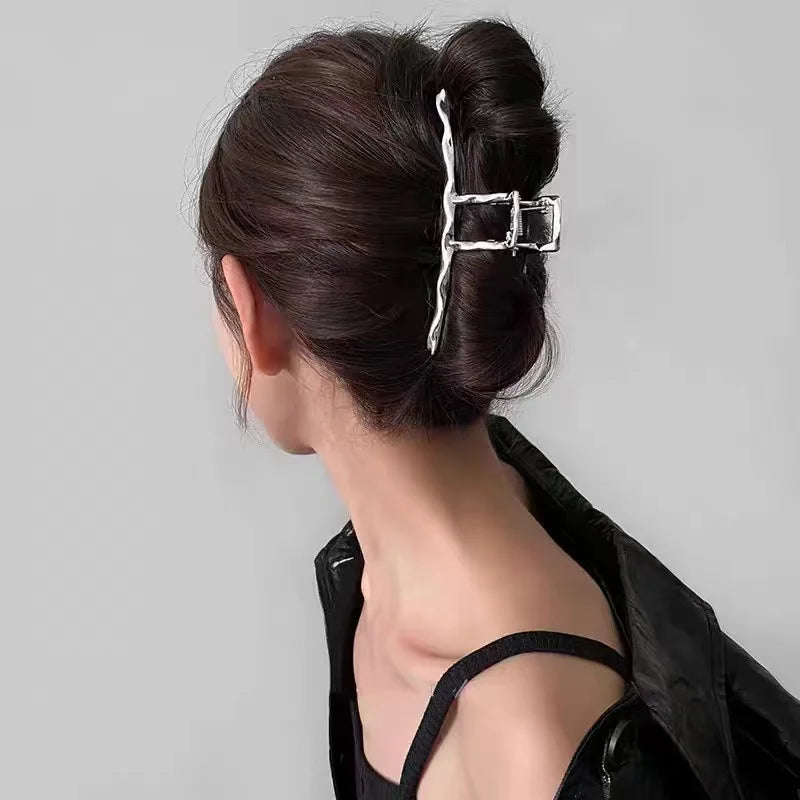 1pc Irregular Cross Design Alloy Hair Claw Simple Style Hair Claw Nonslip Ponytail Holder Shark Claw Women Elegant Hair Claw